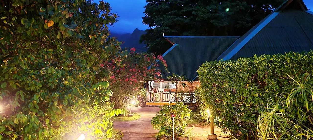 Pension Les Trois Cascades Uturoa