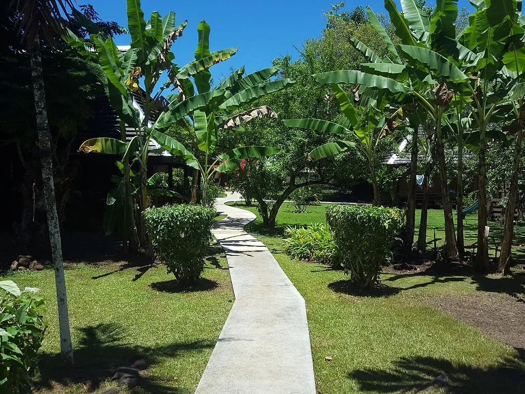 Pension Les Trois Cascades Hotel Uturoa French Polynesia