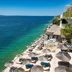 **** Hotel Luxury Alisja With Private Albania