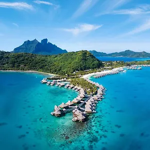 Conrad Nui ***** Bora Bora