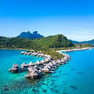 Conrad Nui ***** Bora Bora